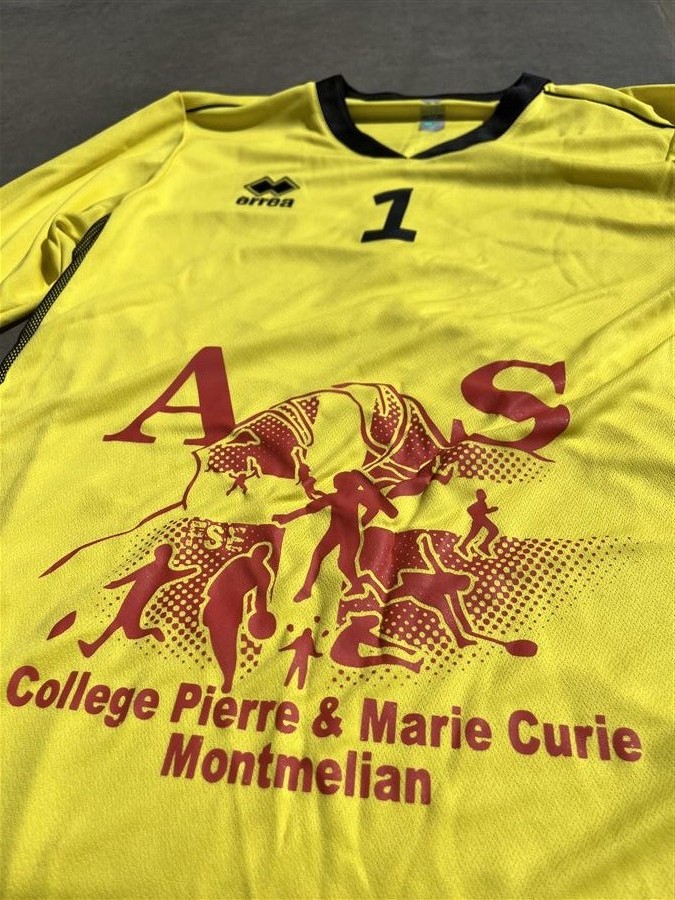 Transfert maillot jaune AS Collège Pierre et Marie Curie Montmelian